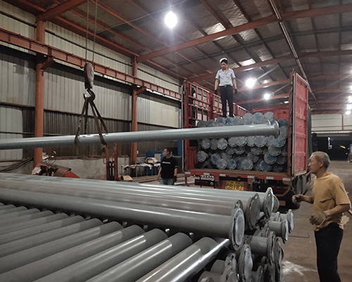 妖精影院网站入口防腐发货现场
